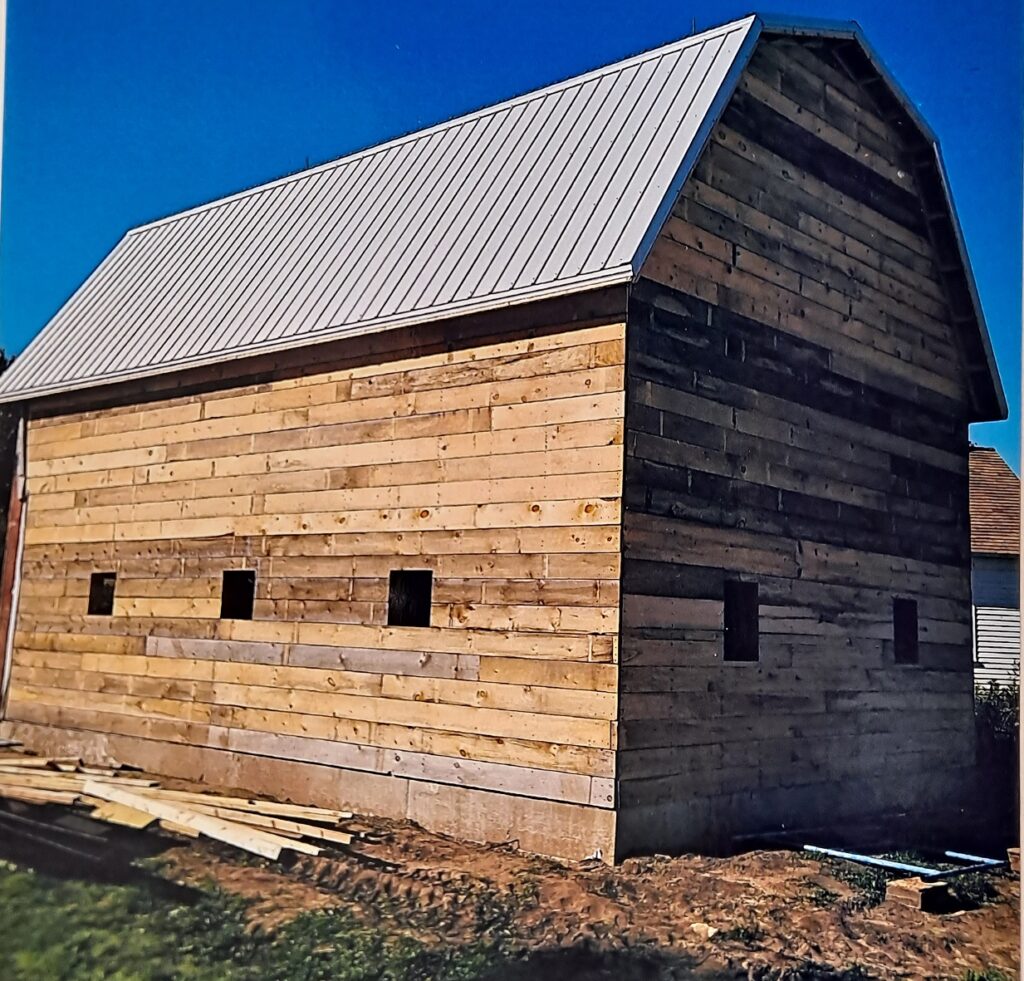 Fully Enclosed Barn